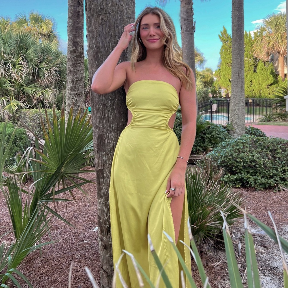 Sabo Skirt Elegant Yellow Strapless Dress